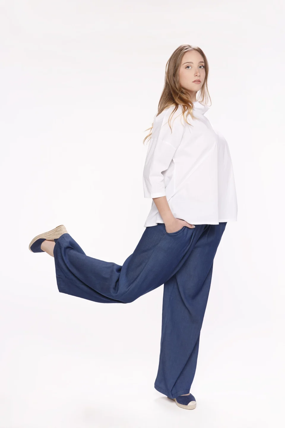 PANTALONE denim a palazzo con passanti alla cintura ed elastico in vita ONEWORLD HYBRID