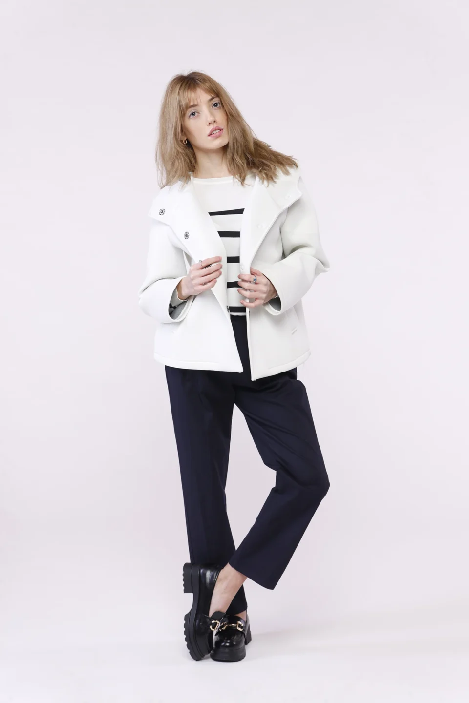 CAPPOTTO Softshell corto con bottoncini interni di chiusura cappuccio e tasche diagonali ONEWORLD HYBRID