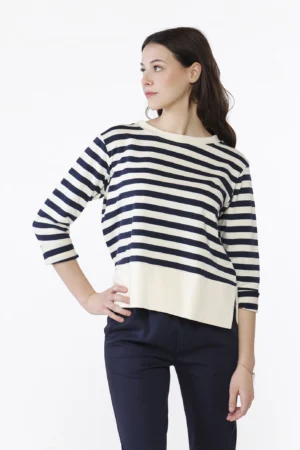 BLUSA a righe di tendenza con bordo alto monocolore con spacchetti laterali e scollo a barchetta