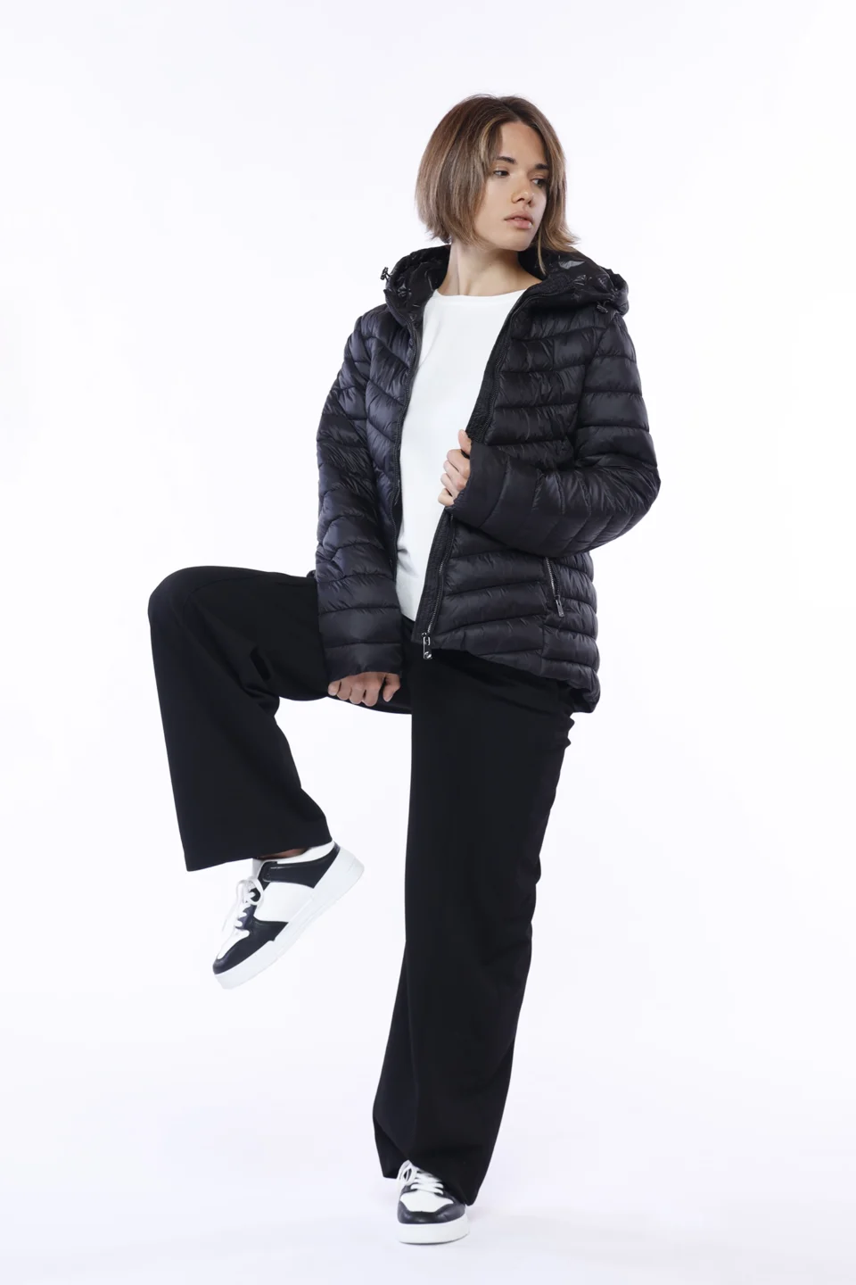 GIACCA piumino corto trapuntato con cappuccio regolabile da cordino elastico ONEWORLD HYBRID