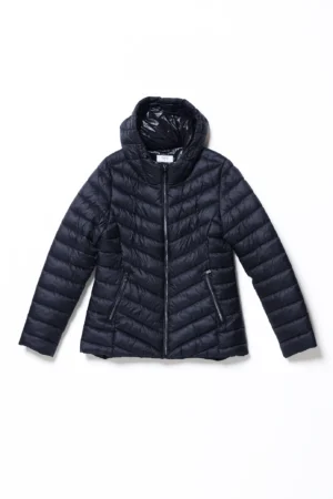GIACCA piumino corto trapuntato con cappuccio regolabile da cordino elastico