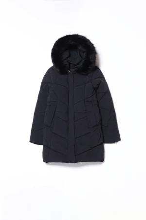 GIACCA Piumino lunga trapuntata con pellicciotto sul cappuccio