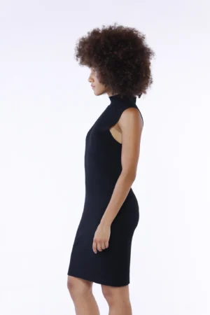 ABITO in maglia lungo smanicato a collo alto