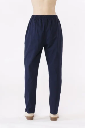 PANTALONE comodi in morbido cotone con chiusura a elastico e tasche laterali