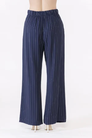 PANTALONE rigato wide leg con comoda chiusura a elastico