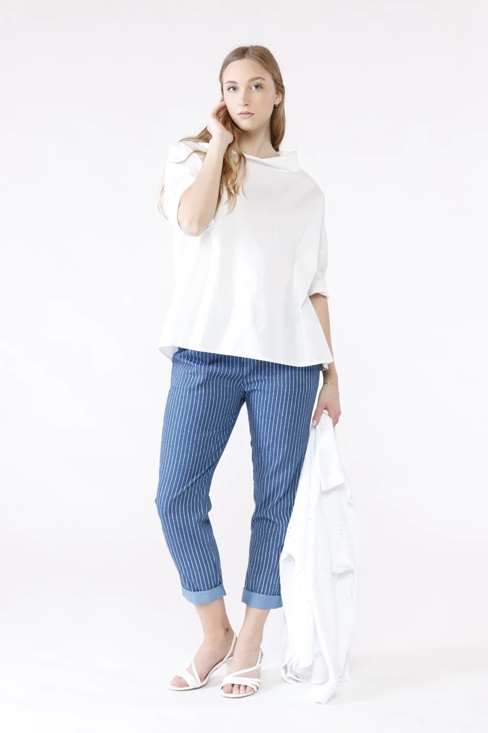 BLUSA monocolore con scollo a barca risvoltato e manica ampia ONEWORLD HYBRID