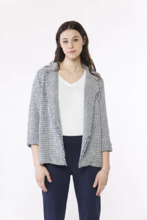 GIACCA motivo chanel con collo reverse sfrangiato e manica risvoltata