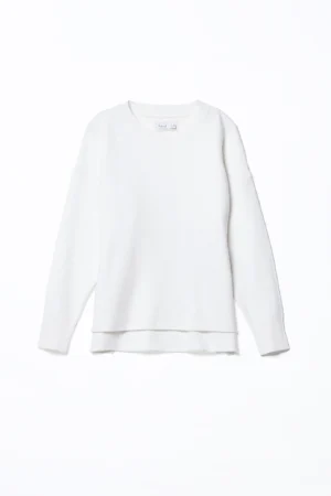 MAGLIA everyday con scollo a barchetta e spacchetti laterali