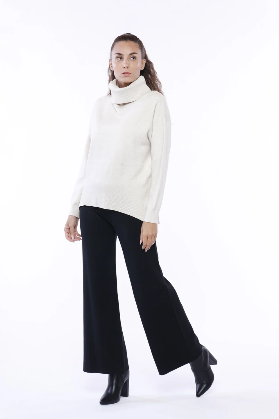 MAGLIA a collo alto con orli a costine e manica ampia ONEWORLD HYBRID