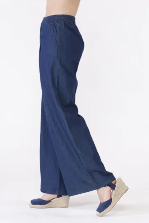 PANTALONE wide leg in denim con elastico di chiusura in vita