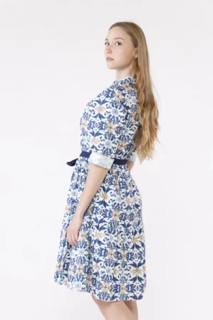 ABITO fantasia di fiori a manica lunga e bottoni su scollo alla coreana