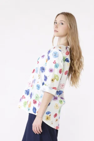 BLUSA fantasia di fiori colorati con collo a giro aperto a V e manica a kimono