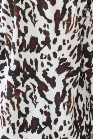 BLUSA maculata con manica a kimono e colletto alla coreana aperto a V