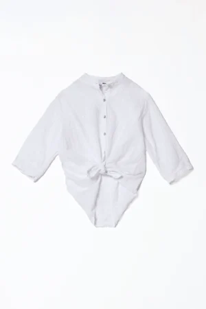 CAMICIA in fresco cotone con ricami ad occhiello ed elegante colletto alla coreana