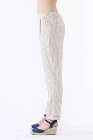 PANTALONE rigato con risvolti alle caviglie di tendenza ed elastico di chiusura in vita