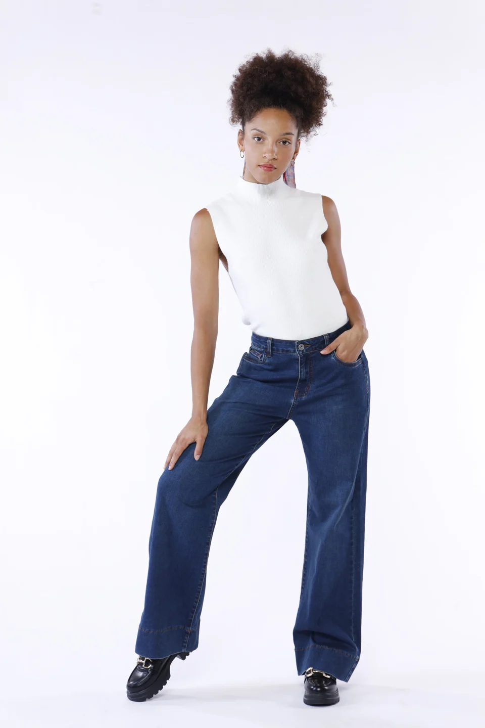 PANTALONE Jeans a palazzo con orlo alto e bottone di chiusura ONEWORLD HYBRID
