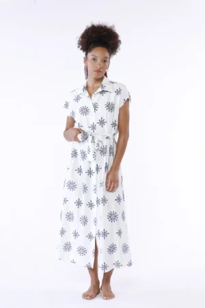 ABITO chemisier a fantasia di fiori con colletto alla francese e manica corta