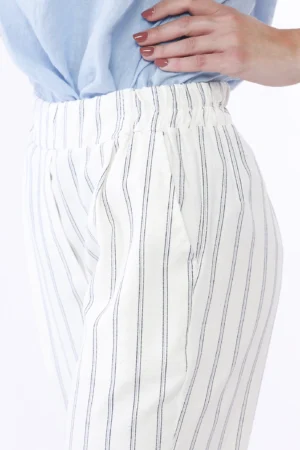 PANTALONE a righe con risvolti alle caviglie ed elastico di chiusura in vita