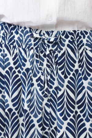 PANTALONE wide leg con stampa foglie vettoriali e chiusura a elastico