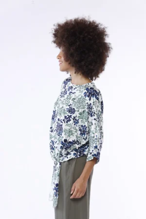 BLUSA ampia con scollo a barchetta e laccio da stringere al fondo