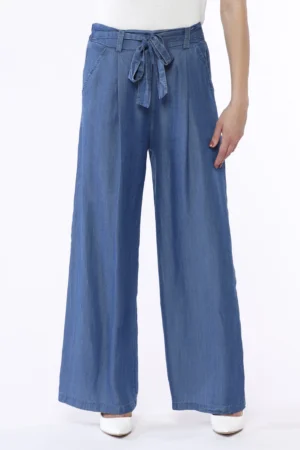 PANTALONE wide leg in tencell con nastro di chiusura in vita con passanti alla cintura e comode tasche laterali