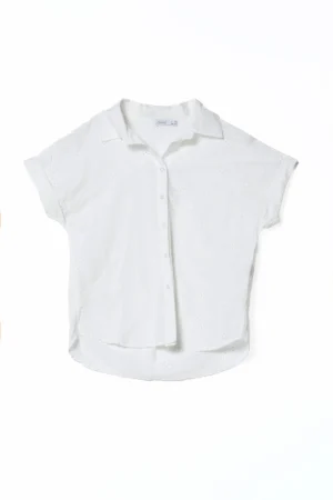 CAMICIA sangallo a manica corta con colletto alla francese e spacchetti laterali al fondo