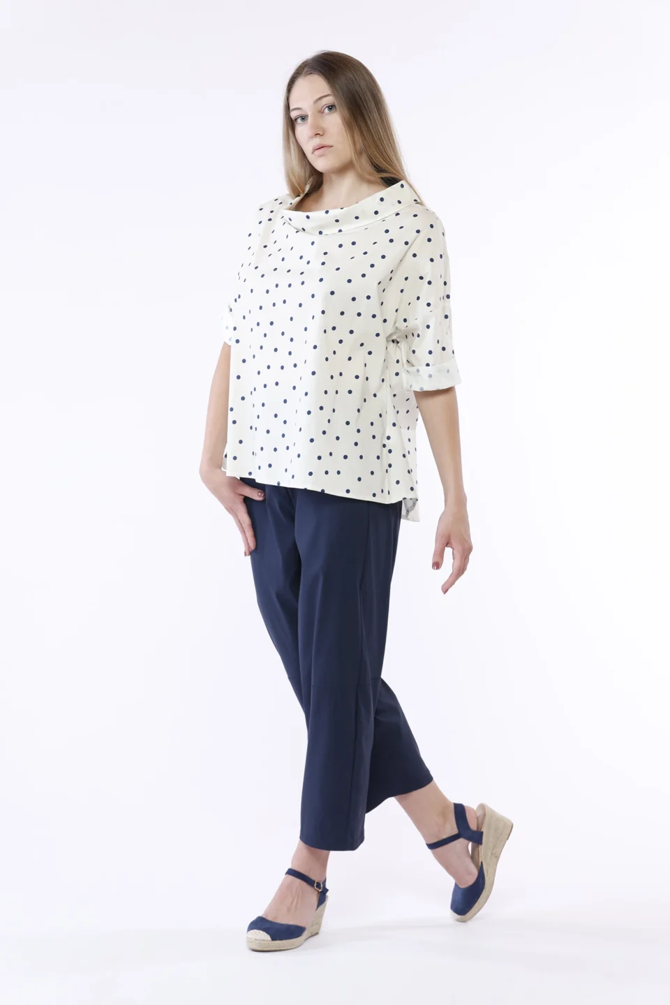 BLUSA Oversize con scollo a barca e Fantasia pois ONEWORLD HYBRID