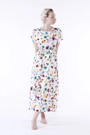 ABITO lungo a manica corta con fantasia di fiori colorati e graziosa cinta in vita
