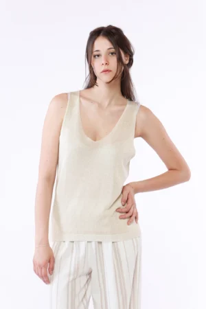 TOP a spalla larga con scollo a V e fondo a costine