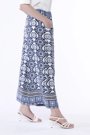 PANTALONE fresco wide leg con elastico di chiusura