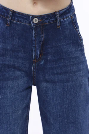 JEANS a palazzo lavaggio medio con tasche diagonali