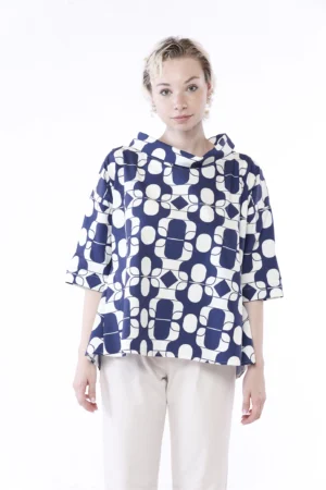BLUSA ampia con stampa a fantasia geometrica e scollo a barca risvoltato