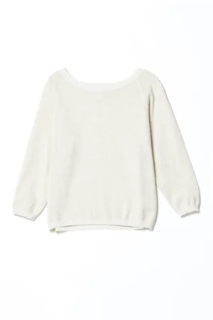 MAGLIA laminata con scollo a barca e orli a costine