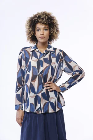 BLUSA a stampa fantasia con bottoni nascosti e colletto alla francese