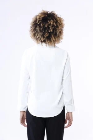 CAMICIA business woman con bottoni nascosti e fondo arrotondato