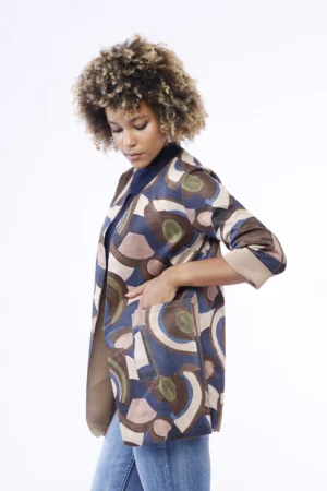 GIACCA blazer in dainetto lunga a fantasia astratta aperta sul davanti e con comode tasche