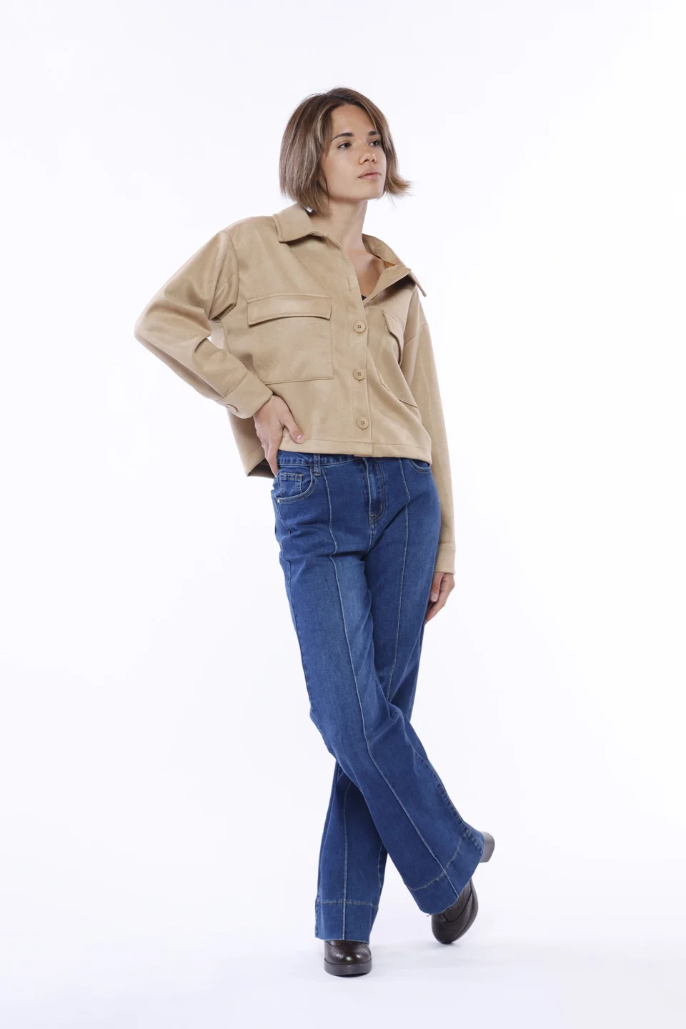 GIACCA casual corta con colletto alla francese chiusura a bottoni e tasconi di tendenza sul petto ONEWORLD HYBRID