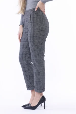 PANTALONE classico a trama scozia con risvolti alle caviglie di tendenza e comodo elastico di chiusura