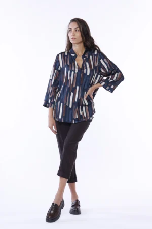 BLUSA a stampa Ikat con orli a sbuffo e graziose pence sul davanti ONEWORLD HYBRID