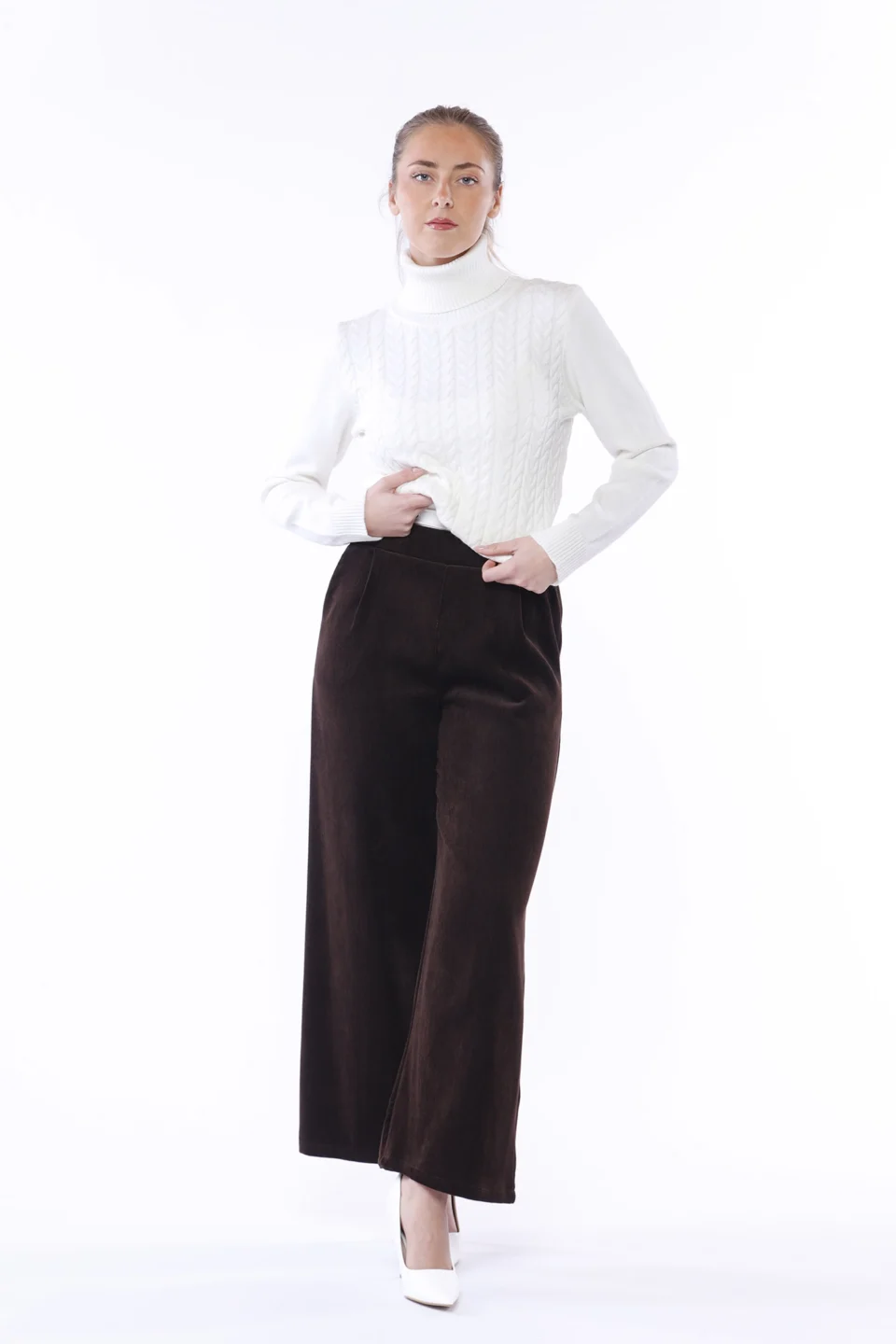 PANTALONE wide leg con comode tasche e chiusura a elastico ONEWORLD HYBRID