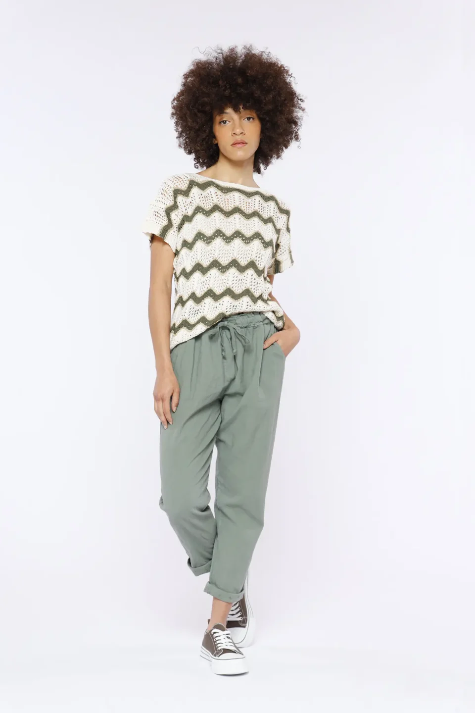 PANTALONE in fresco lino misto a cotone con pratico laccetto in vita e graziosi risvolti sangallo ONEWORLD HYBRID