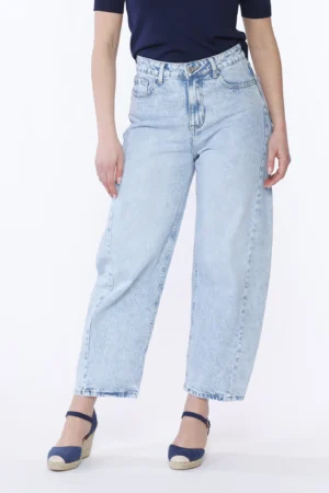 PANTALONE barrel in denim con tasche e bottone di chiusura