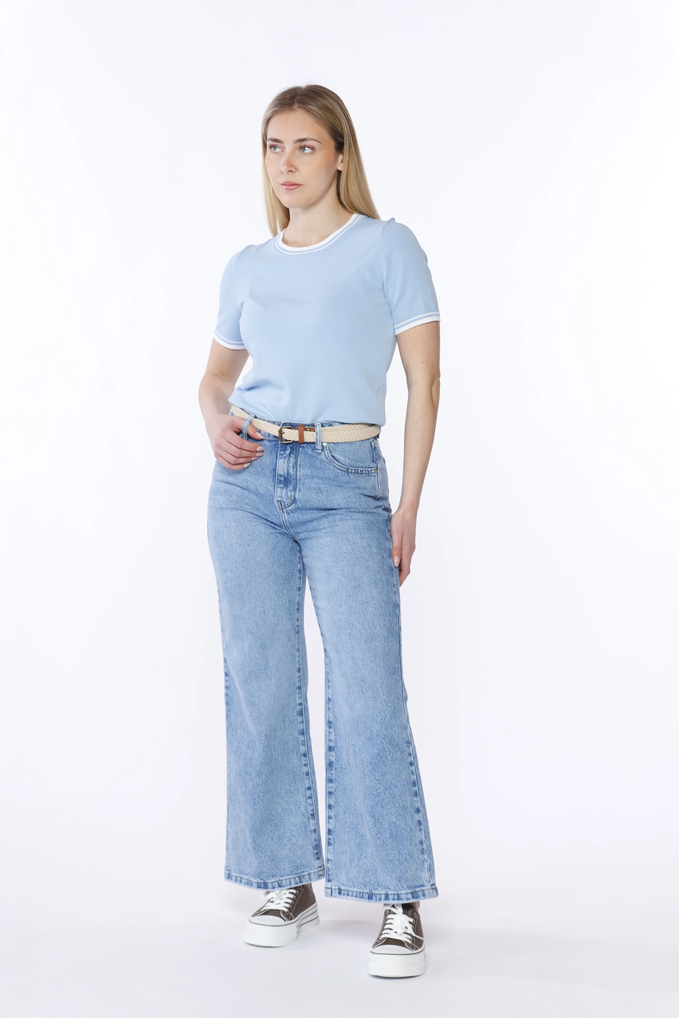 PANTALONE in denim dal taglio classico con tasche e bottone di chiusura ONEWORLD HYBRID