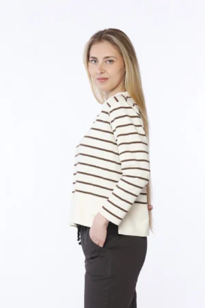 BLUSA a righe con scollo a barca e orlo alto con spacchetti al fondo monocolore