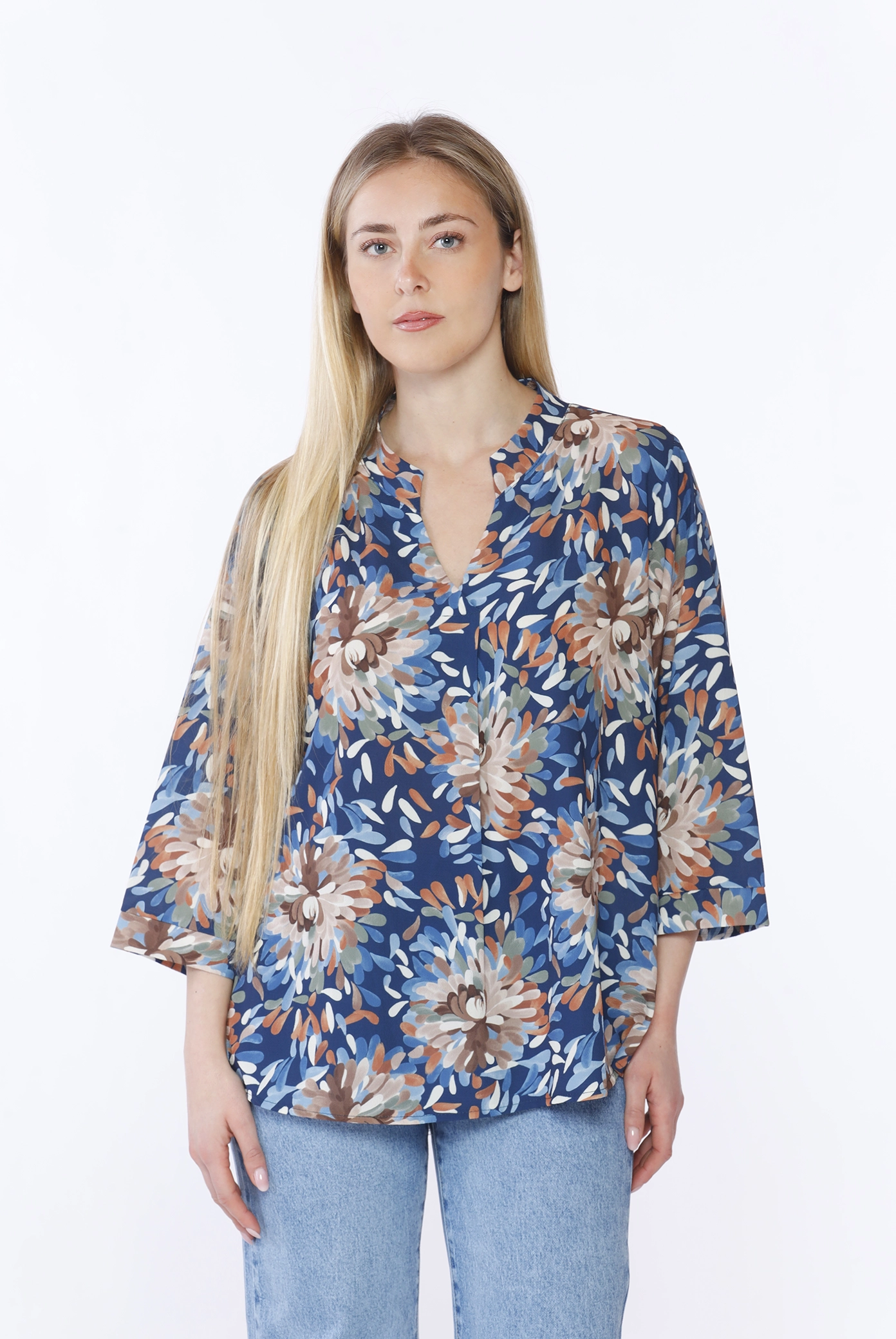 maniche a kimono e colletto alla coreana aperto a V ONEWORLD HYBRID 2699082