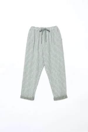 PANTALONE a righe con laccetto di chiusura e comode tasche laterali