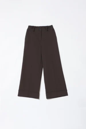 PANTALONE comodo a gamba larga con passanti alla cintura