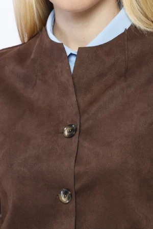 GIACCA carta in ecodainetto con ampie tasche orizzontali sul davanti e chiusura a bottoni