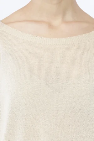 MAGLIA versatile con scollo a barca e orli a costine