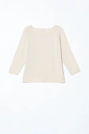 MAGLIA versatile con scollo a barca e orli a costine